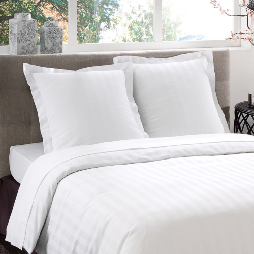 Centraco fournisseur linge de lit qualité professionnelle housse de couette bande satin polycoton