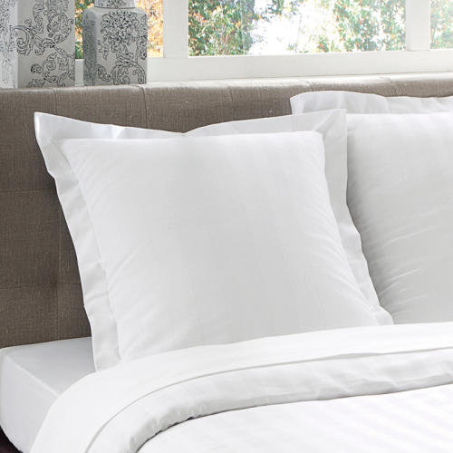 Centraco fournisseur linge de lit qualité professionnelle taie d'oreiller bande satin polycoton